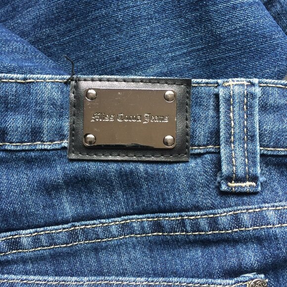 Miss Cocoa Womens Capri Jeans Sz 11-12 Studs Embroidery Mid-Rise Denim - Picture 7 of 7